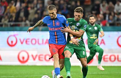 Spune că joacă accidentat de când a schimbat echipa: „Aș fi ipocrit să zic că mi-e bine să mă antrenez în asemenea condiții”