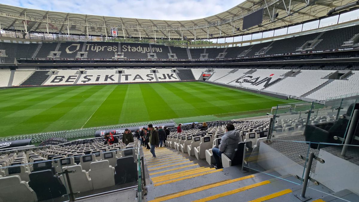 „Beșiktaș Park”, locul unde România va juca la baraj cu Turcia // foto: Cezar Titor (GSP)