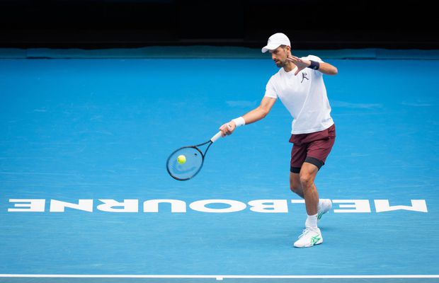 Semnal de alarmă înainte de Australian Open » Novak Djokovic a părăsit terenul accidentat