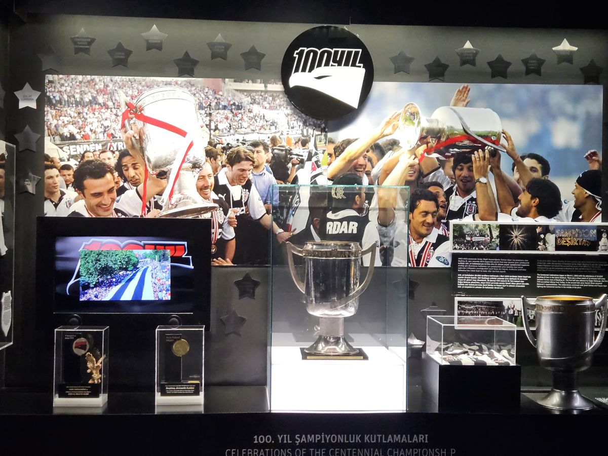 Muzeul lui Beșiktaș: „Pantera din Kadikoi” la loc de onoare, Mircea Lucescu la și alții