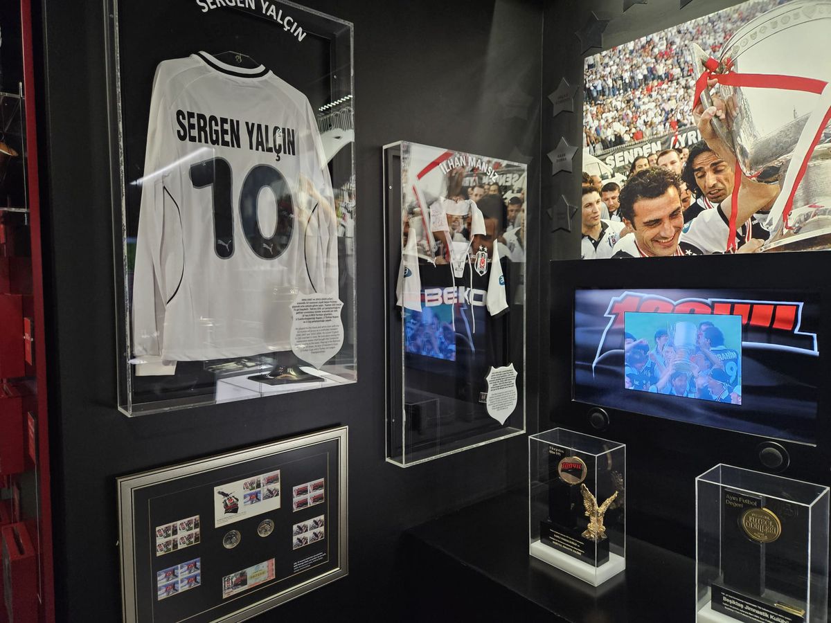 Muzeul lui Beșiktaș: „Pantera din Kadikoi” la loc de onoare, Mircea Lucescu la și alții