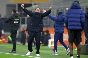 Nota primită de Cristi Chivu după „chinuiala” din Inter - Lecce » Ce au remarcat italienii: „A cules roadele mișcării”