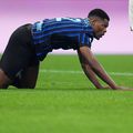 Denzel Dumfries s-a accidentat în noiembrie 2025, într-un meci cu Lazio / Foto: Imago