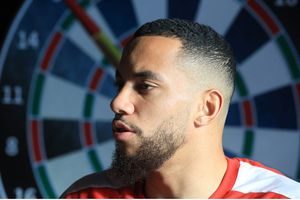 5 etichete puse de Maxime Sivis colegilor săi: cel mai tare, cel mai amuzant, cel mai morocănos, cel mai cool și cel mai frumos