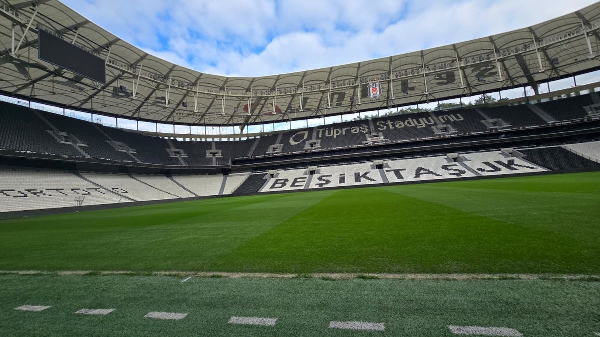 Am pătruns în Fortăreața Beșiktaș! Erdogan i-a modificat numele, iar un detaliu ULUITOR îi așteaptă pe Ianis Hagi și Andrei Rațiu: „Voi simțiți scara asta?!”