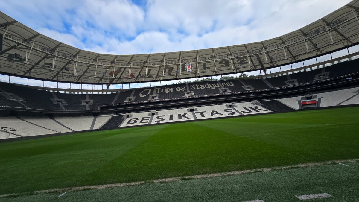 Am pătruns în Fortăreața Beșiktaș! Erdogan i-a modificat numele, iar un detaliu ULUITOR îi așteaptă pe Ianis Hagi și Andrei Rațiu: „Voi simțiți scara asta?!”