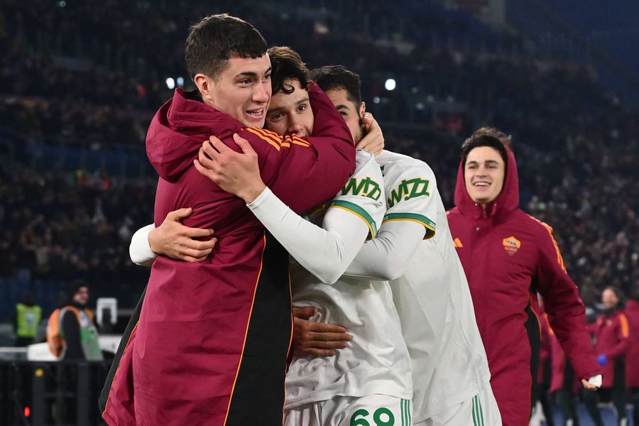 A ajuns vedetă peste noapte » Un puști de 16 ani a devenit cel mai tânăr marcator ca jucător debutant din istoria fotbalului italian!