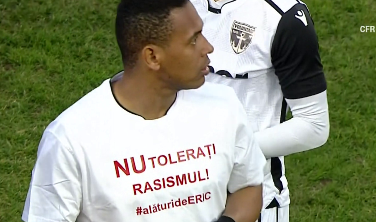 CHINDIA - FC VOLUNTARI // GALERIE FOTO Ilfovenii, alături de Eric după scandările galeriei dinamoviste: „Nu tolerați rasismul!”