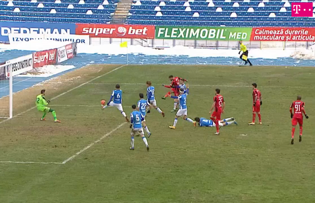 FOTO. Greșeală de arbitraj în Poli Iași - Astra » Trupa lui Eugen Neagoe a restabilit egalitatea cu un gol neregulamentar