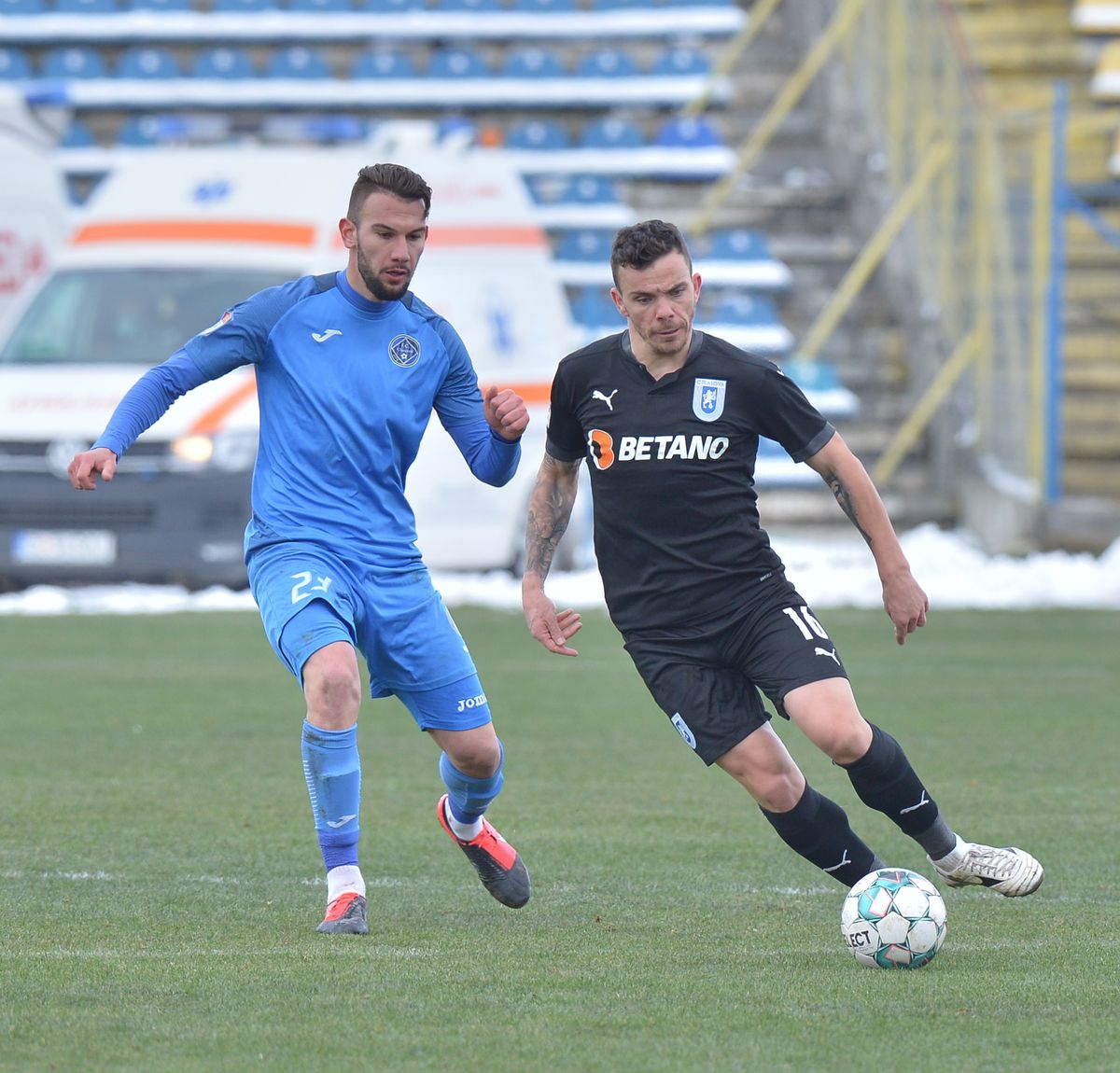 ACADEMICA CLINCENI- CRAIOVA 0-0. Ouzounidis, la fel ca Papură! Craiova face egal la debutul grecului în Liga 1