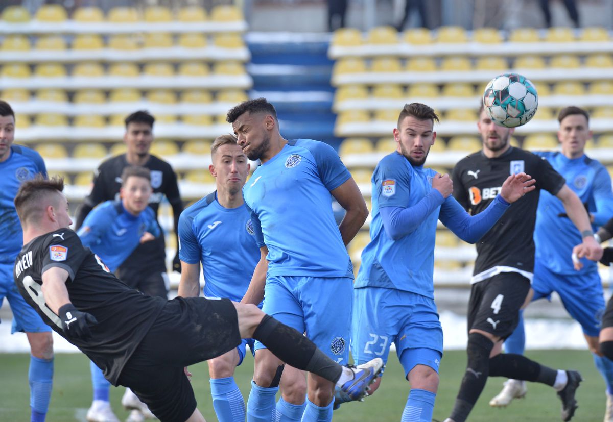 ACADEMICA CLINCENI- CRAIOVA 0-0. Ouzounidis, la fel ca Papură! Craiova face egal la debutul grecului în Liga 1