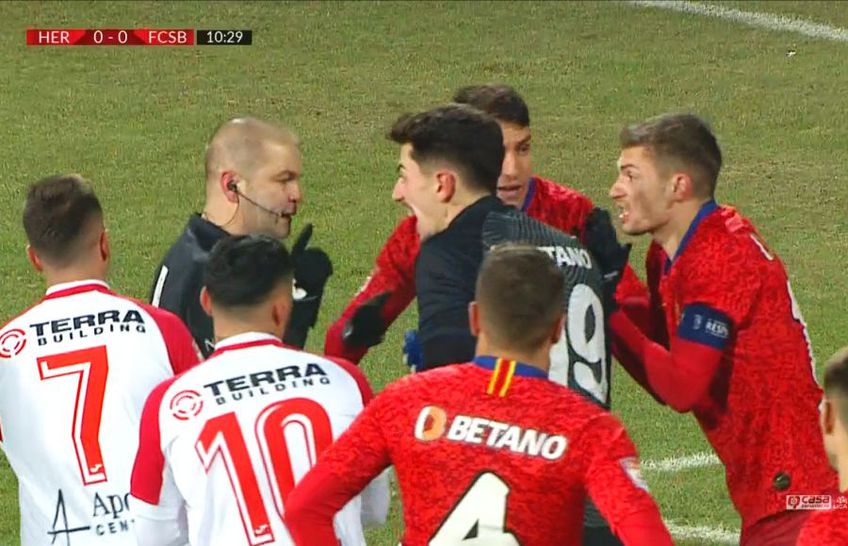 FC Hermannstadt a deschis scorul în minutul 12 al meciului cu FCSB, prin Romario Pires, dintr-un penalty contestat de oaspeți.