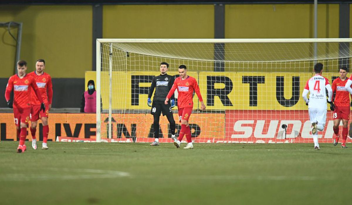 Dosar penal pentru Florinel Coman! Fără permis, vedeta lui FCSB a gonit pe autostradă cu 165 km/h » Reacția lui Gigi Becali