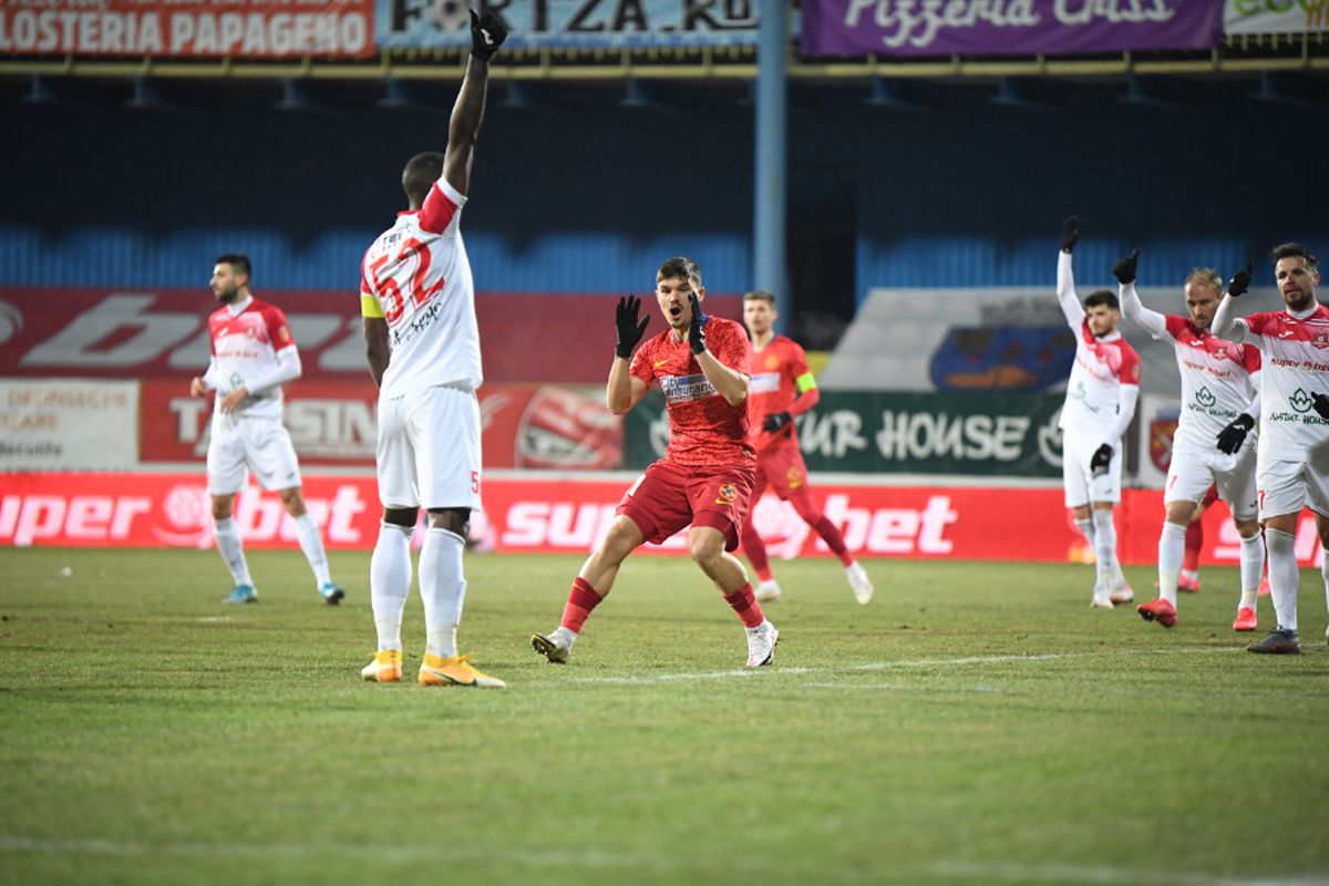 Dosar penal pentru Florinel Coman! Fără permis, vedeta lui FCSB a gonit pe autostradă cu 165 km/h » Reacția lui Gigi Becali