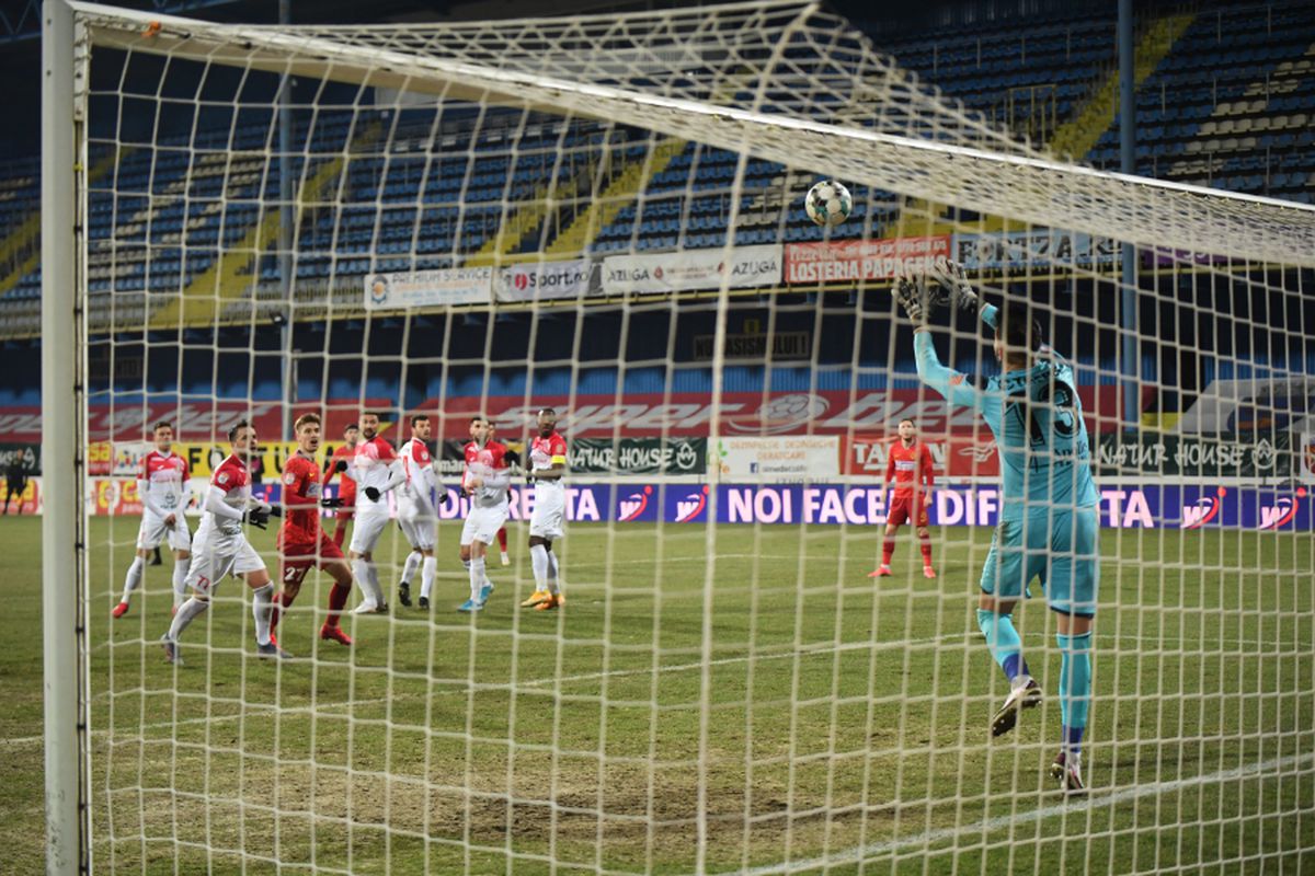 Basarab Panduru, necruțător cu FCSB: „Cum se poate nenoroci o echipă în halul ăsta?! Are cel mai urât fotbal. Nu o mai recunosc”