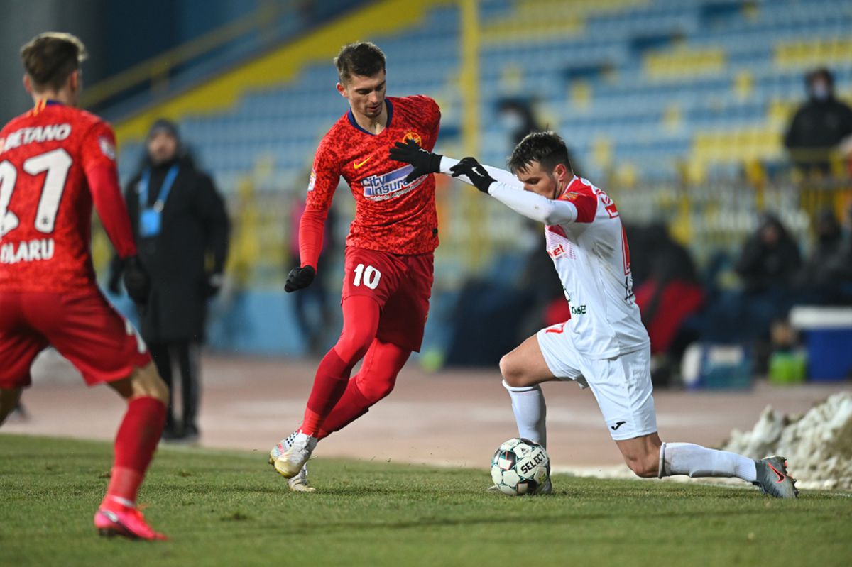 Dosar penal pentru Florinel Coman! Fără permis, vedeta lui FCSB a gonit pe autostradă cu 165 km/h » Reacția lui Gigi Becali