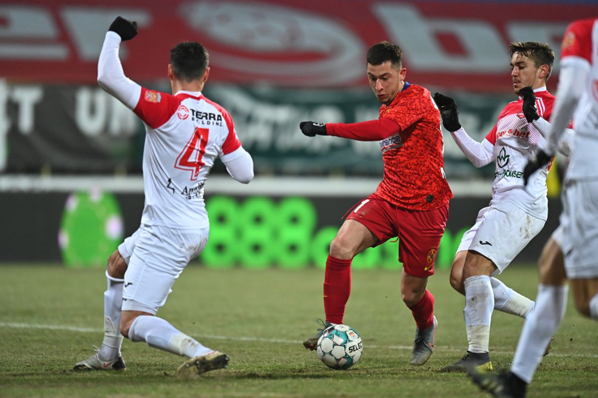 Basarab Panduru, necruțător cu FCSB: „Cum se poate nenoroci o echipă în halul ăsta?! Are cel mai urât fotbal. Nu o mai recunosc”