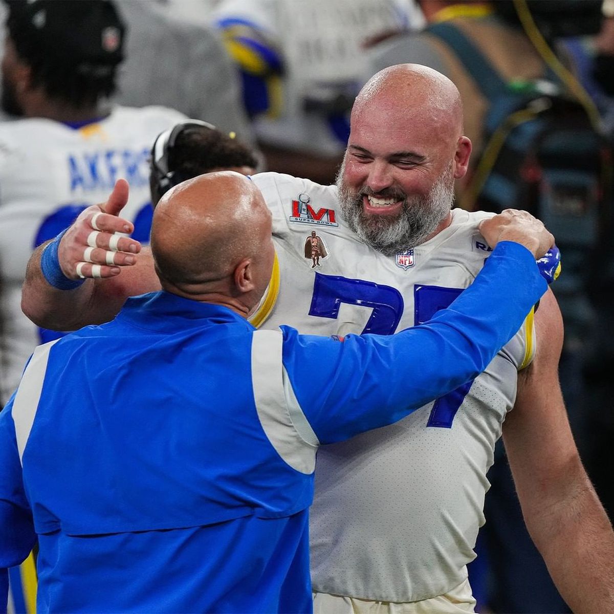 Spectacol în SuperBowl LVI » Los Angeles Rams a reușit să întoarcă scorul și să câștige pentru a doua oară trofeul