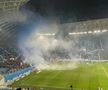 A venit nota de plată după derby-ul Craiovei » Amenzi mari dictate de Jandarmerie după ce ultrașii celor două echipe au oprit meciul de două ori