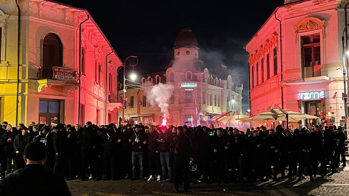 Ce au încercat fanii lui FCU Craiova, chiar înaintea derby-ului cu rivala CS Universitatea