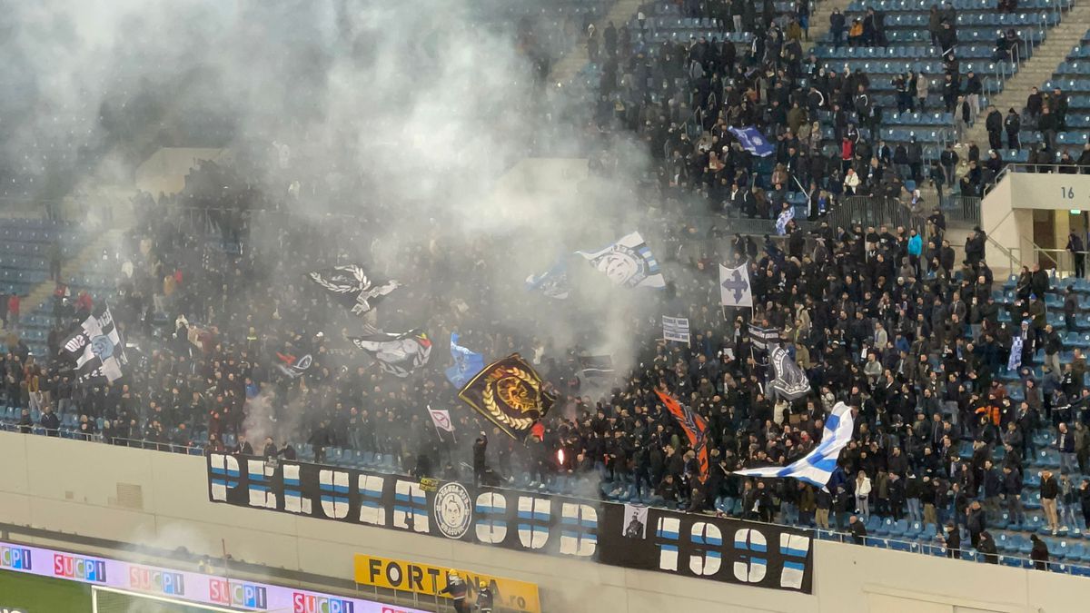 CS Universitatea Craiova - FCU Craiova, fani