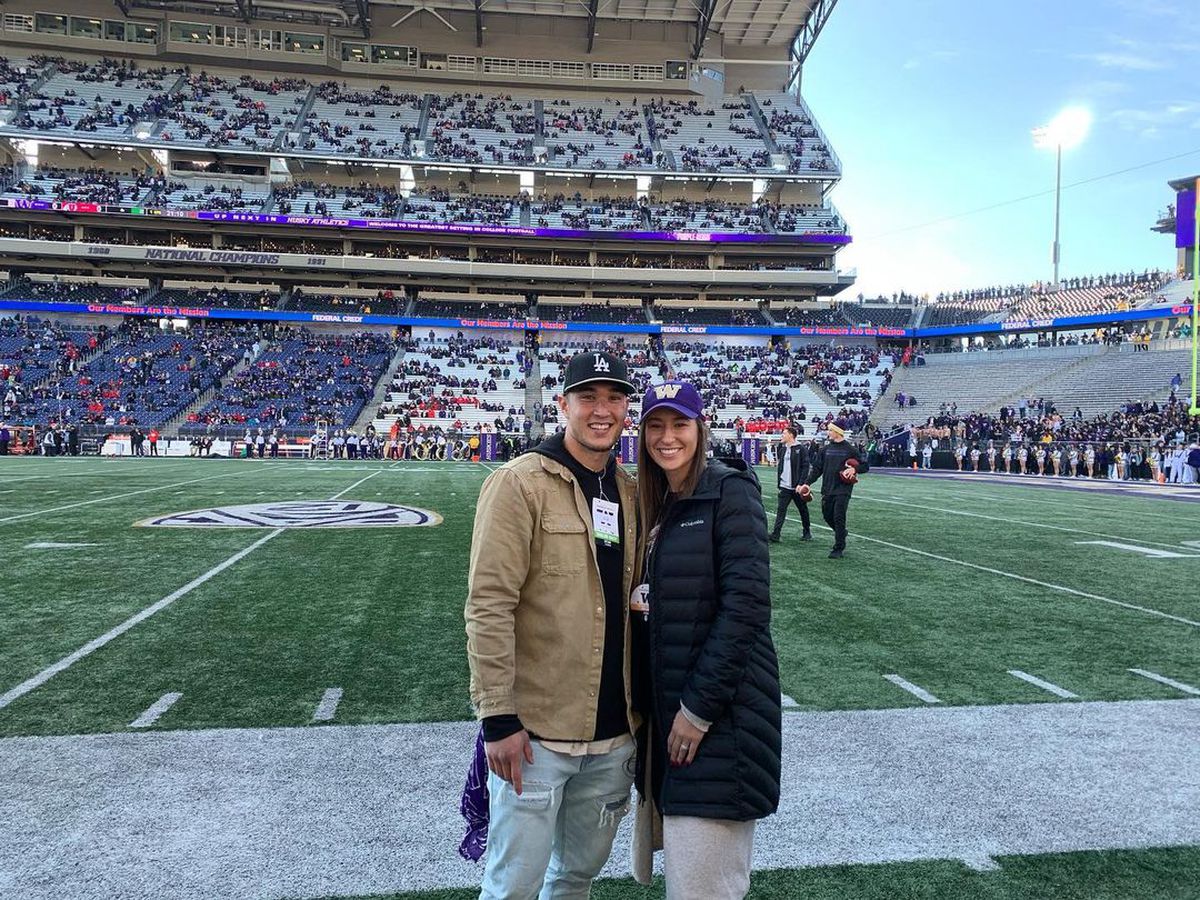 Moment spectaculos după ce a triumfat în SuperBowl » De Valentine's Day și-a cerut iubita de soție pe teren