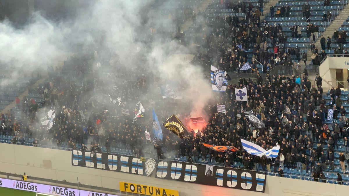 CS Universitatea Craiova - FCU Craiova, fani