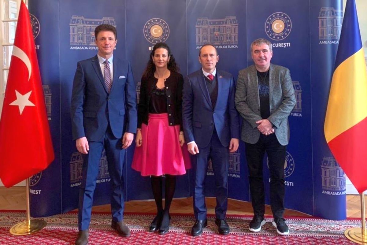 Reacția presei din Turcia, după ce Gică Hagi și Gică Popescu au donat o sumă importantă pentru victimele cutremurelor: „Ajutoarele continuă să vină”