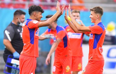 Se face moftul lui Becali! Schimbare importantă în primul 11 la FCSB pentru un om-cheie