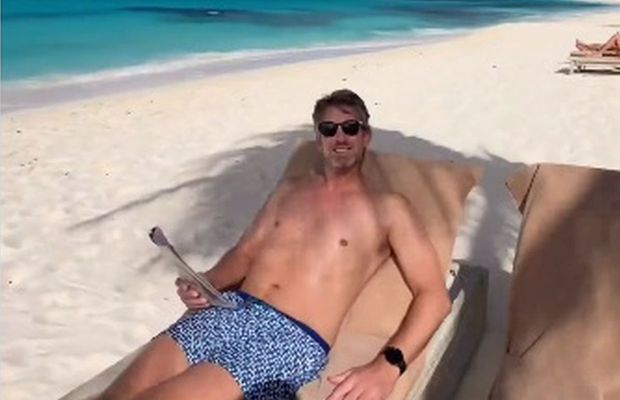 Van der Sar, la șapte luni după hemoragia cerebrală » Vești bune: „Nu am suferit mari daune. Tocmai m-am întors din Caraibe”