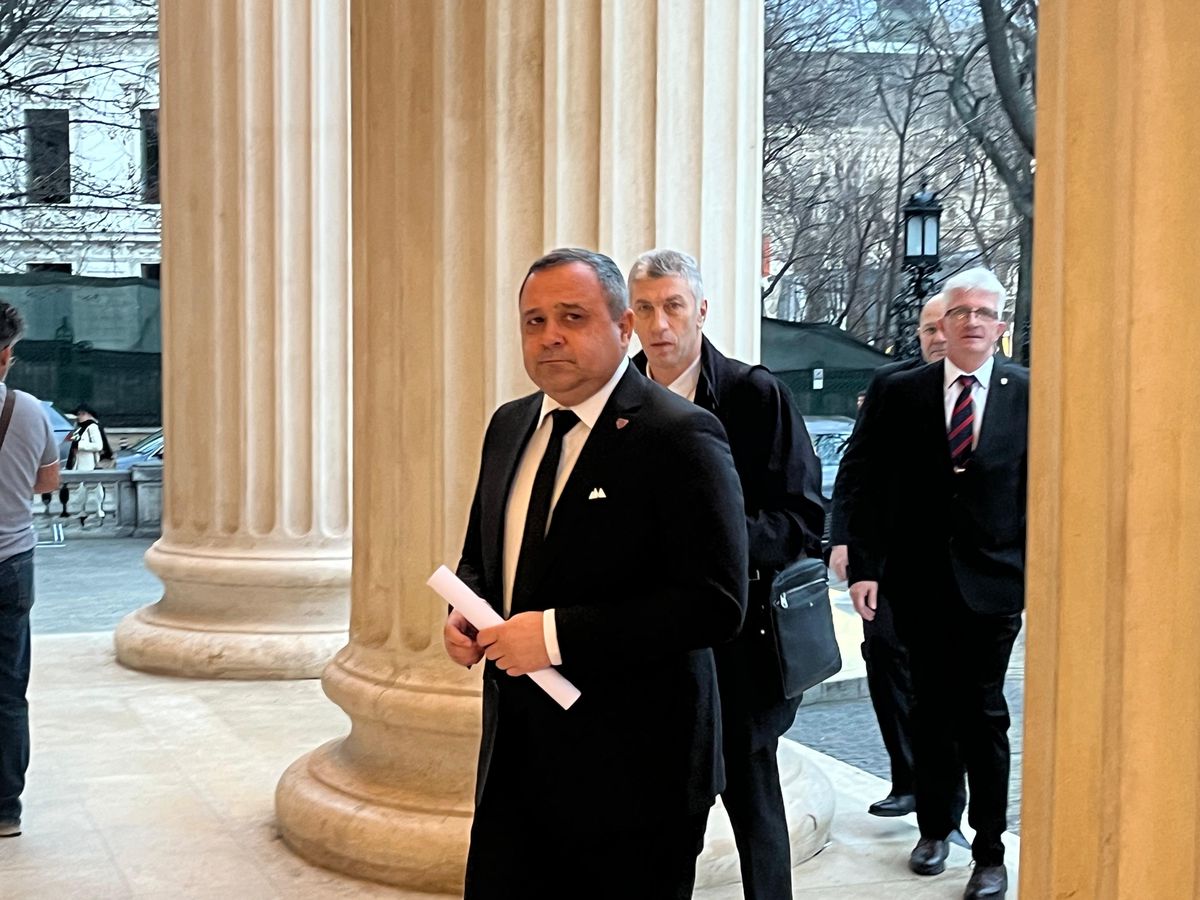 Prima apariție publică a lui Istvan Kovacs, după ce a distrus meciul CSU Craiova - Sepsi: „Greșeli au fost, sunt și vor mai fi”