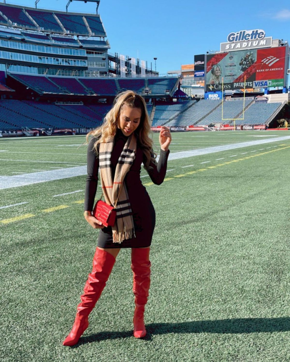 „Nu totul e frumos și strălucitor” » Iubita unui jucător dezvăluie ce a pățit înaintea unui meci: „Așa mi-am spart nasul”