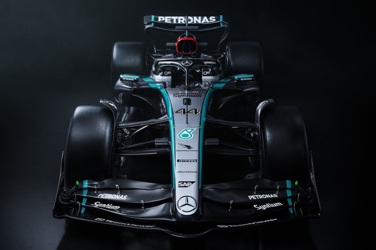 Mercedes și-a lansat monopostul pentru 2024, ultimul sezon cu Lewis Hamilton: „Mi se pare ireal că e al doisprezecelea an!”