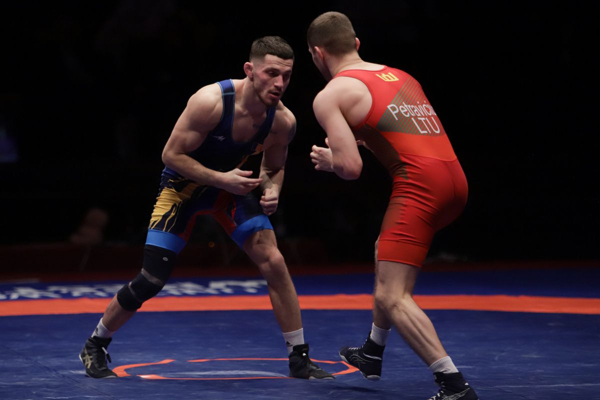 A doua medalie tricoloră la Europenele de lupte de la București » Bronz și pentru Răzvan Arnăut la 60 kg + Beatrice Ana va lupta mâine pentru al treilea titlu consecutiv