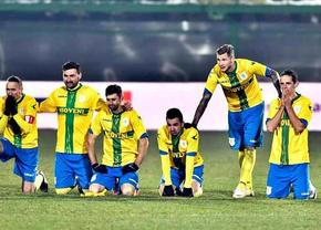 Mesaj-manifest după excluderea echipei din Liga 2 » Jucătorul-simbol i-a emoționat pe fani: „Dureros! Am trăit acest vis împreună!”