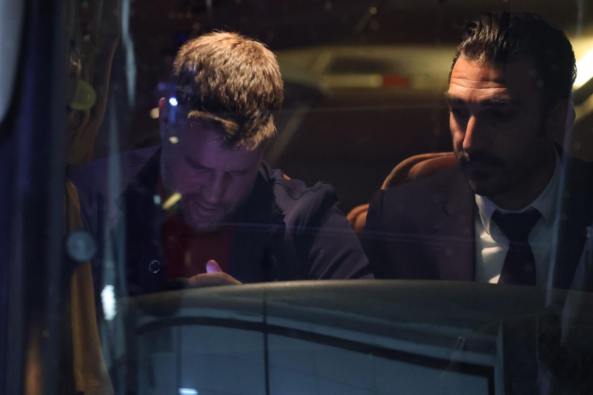 Faza serii: cum au fost surprinși Teia Sponte și ginerele lui Becali după PAOK - FCSB » Pintilii și Charalambous în ipostaze diferite