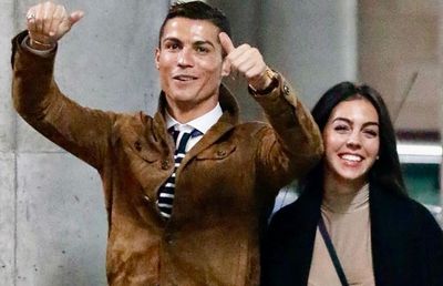 Imaginea postată de Cristiano Ronaldo de Ziua Îndrăgostiților a depășit 5 milioane de aprecieri: „Mereu!”