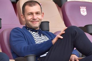 Bogdan Lobonț negociază preluarea echipei din Superliga