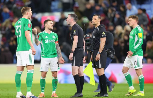 Radu Petrescu e copil! Newcastle - Aston Villa, făcut praf de arbitri » 3 greșeli flagrante în aceeași direcție, Rooney strigă: „Una dintre cele mai șocante decizii din fotbal”