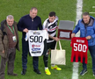 Dan Nistor (Universitatea Cluj) a jucat cel de-al 500-lea meci în Superligă. Înaintea partidei a primit tricouri și cadouri pentru a marca momentul istoric