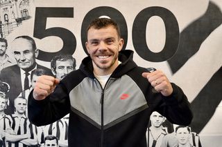 „Am crezut că e manevră! Până atunci nu văzusem euro” » Dan Nistor a ajuns la 500 de meciuri în Superligă. Interviu cât o carieră pentru GSP: „Tata m-a învățat o chestie foarte interesantă”