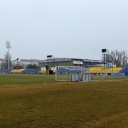 Nocturna montată pe stadionul „1 Mai” din Slobozia // FOTO: GSP.ro
