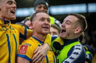 Surpriză în Cupa Angliei! Cine a eliminat-o pe prim-divizionara Burnley