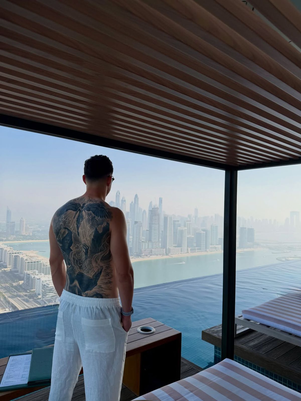 Internaționalul român, escapadă spectaculoasă de Valentine's Day