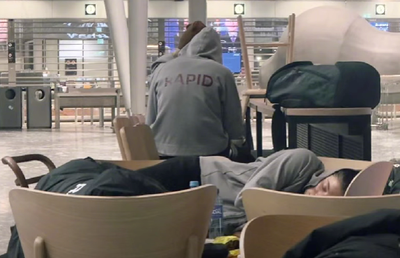 Coșmar pe drum pentru echipa Rapidului, înaintea meciului de mâine: „Noaptea a fost petrecută în aeroport”