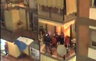 VIDEO Momente senzaționale în Napoli: tot orașul a ieșit pe străzi și a cântat „Un giorno all'improvviso” » Insigne s-a alăturat demersului
