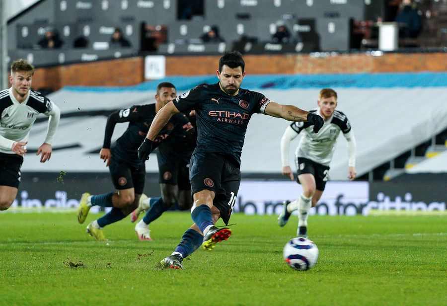 Momentul din minutul 60, când Sergio Aguero a înscris din penalty în poarta lui Alphonse Areola FOTO Imago Momentul din minutul 60, când Sergio Aguero a înscris din penalty în poarta lui Alphonse Areola FOTO Imago
