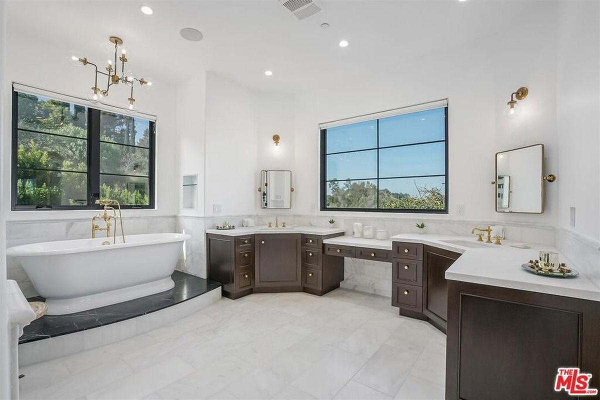 FOTO Serena Williams își vinde locuința de lux! Ce sumă cere pentru vila din Beverly Hills