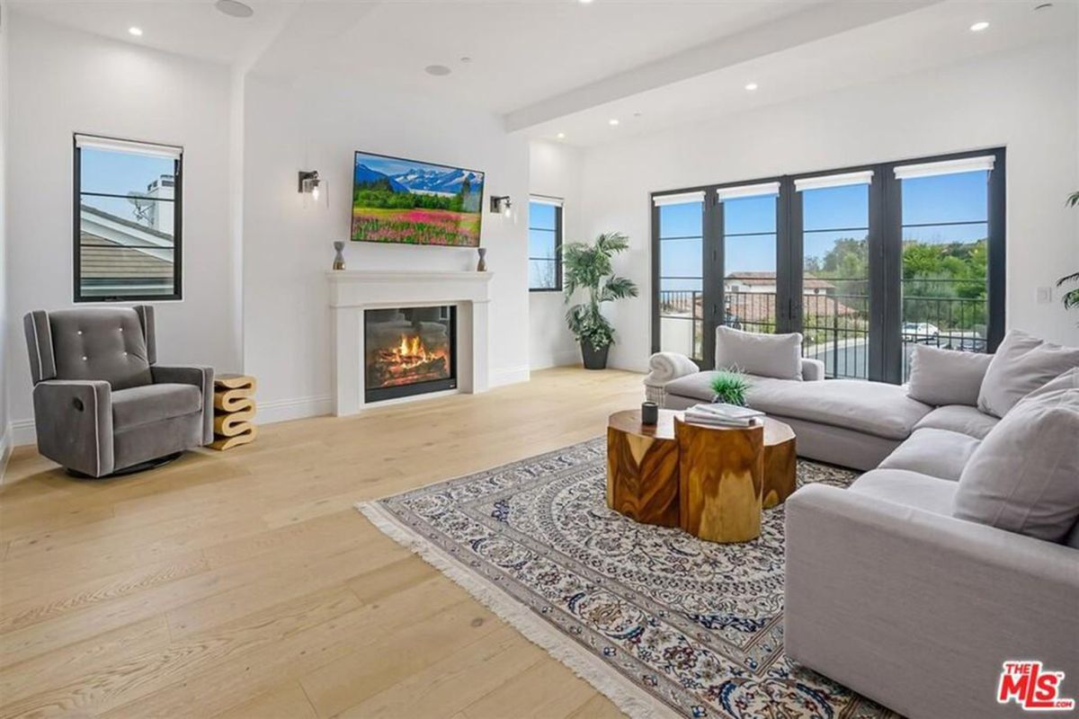 FOTO Serena Williams își vinde locuința de lux! Ce sumă cere pentru vila din Beverly Hills