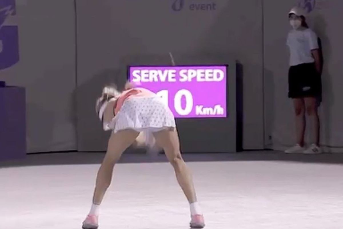VIDEO Eugenie Bouchard, așa cum n-ai mai văzut-o niciodată! Criză de nervi în finala de la Guadalajara